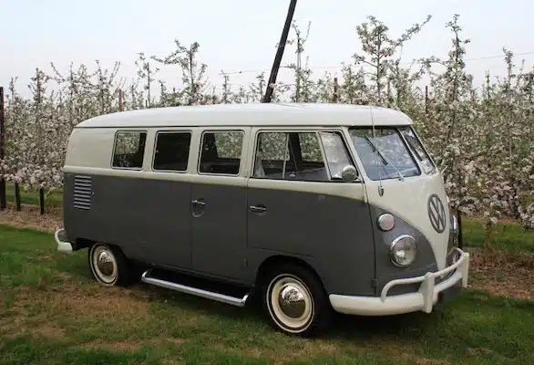 VW bus trouwauto